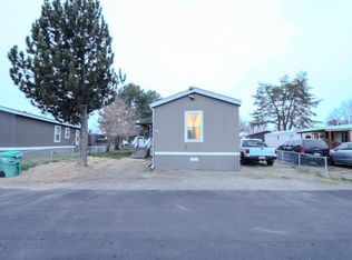 203106 E Bowles Rd TRLR 86, Kennewick, WA 99337