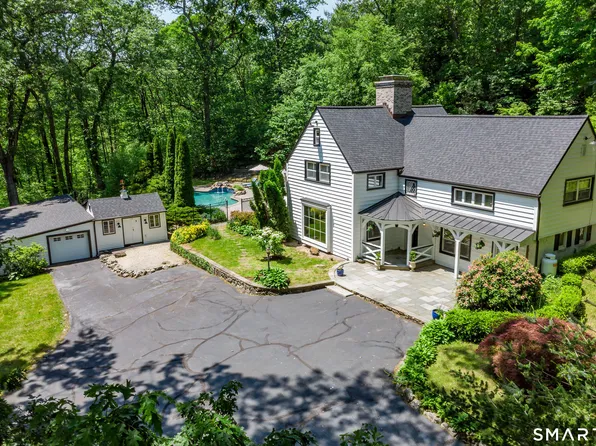 77 Crest Road, Middlebury, CT 06762