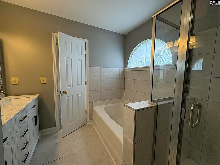 112 Green Rose Rd — Photo 17