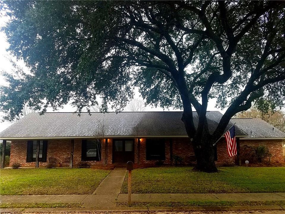 1st image of 4040 Huntwick Blvd