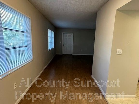 5th image of 3467 33rd Ave N Unit 8