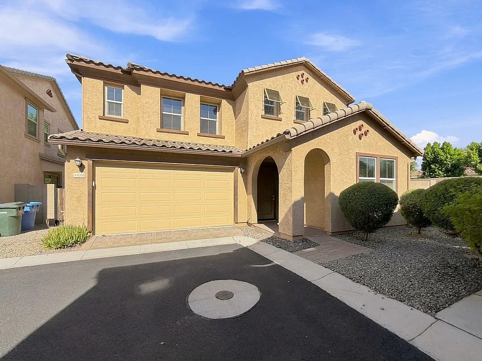 4630 E Tierra Buena Ln