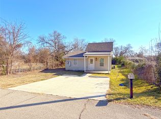 203 W Nolan St, Lorena, TX 76655