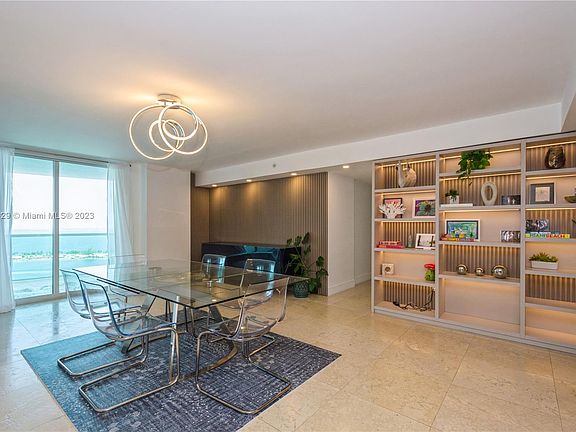 5th image of 2101 Brickell Ave #2106/2107