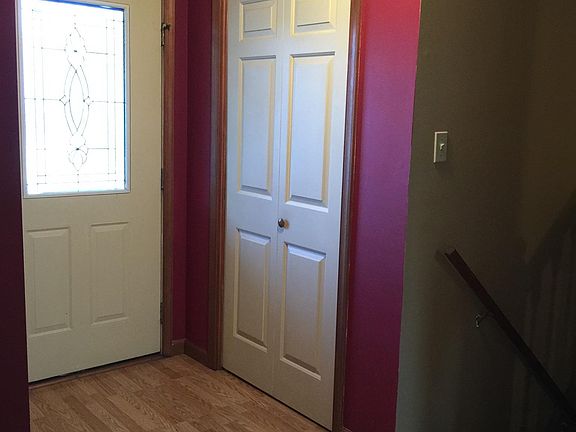 Foyer with coat closet