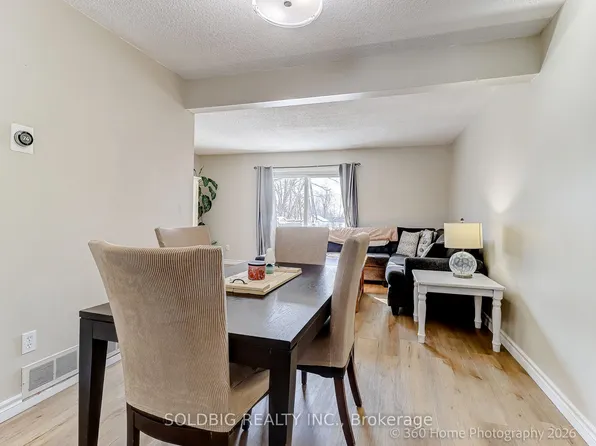 9 Loscombe Dr, Clarington, ON L1C 3S8