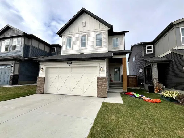 476 Chinook Gate Sq SW, Airdrie, AB T4B 4V9
