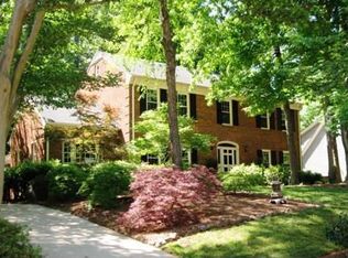 1511 Double Oaks Rd, Greensboro, NC 27410