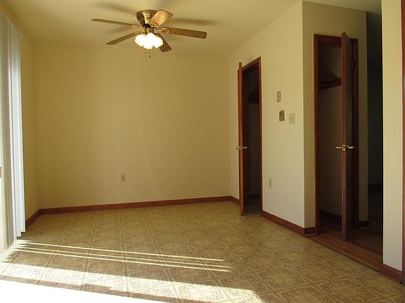 Kitchen / Dining