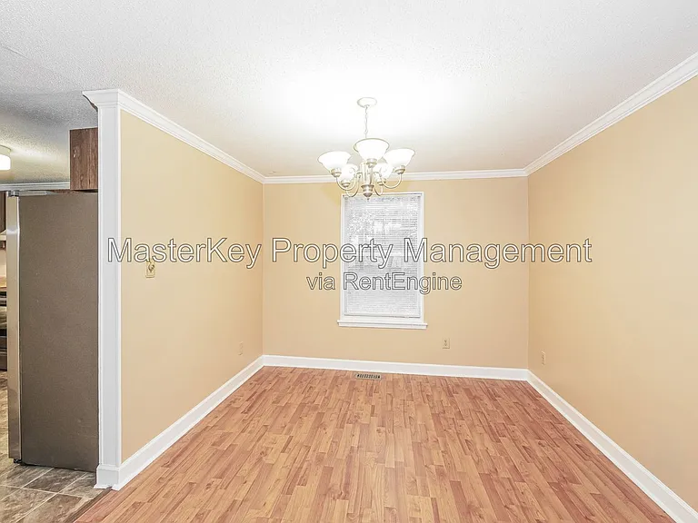 104 Castle Bay Ct — Photo 7
