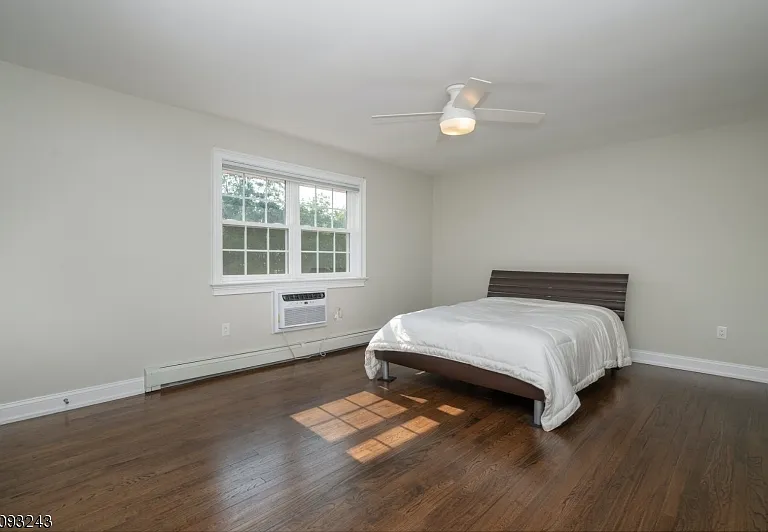 320 Morristown Town — Photo 11
