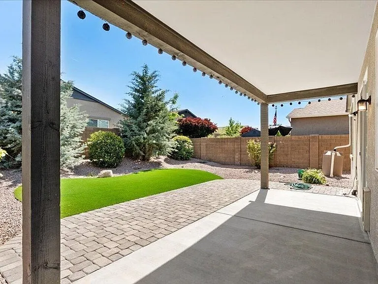 1415 Starling St — Photo 14