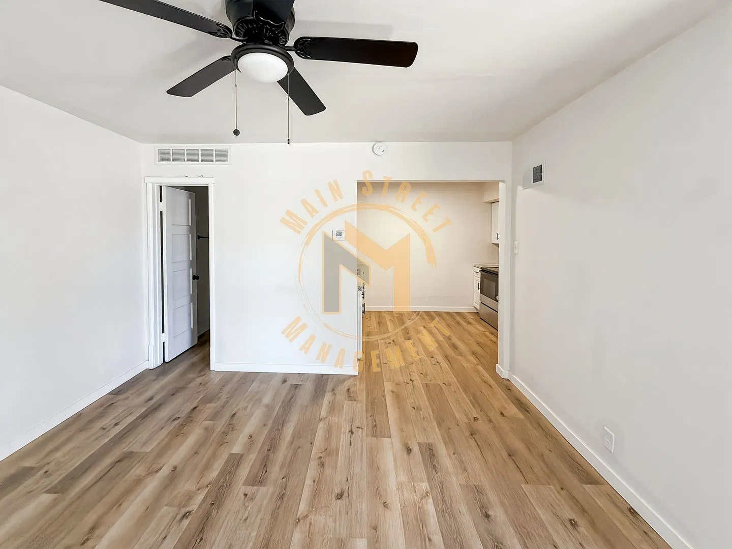1719 Dewey St. — Photo 4