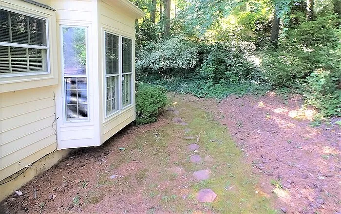 2213 McQuiston Dr SW — Photo 29