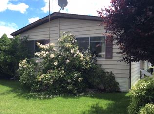 1444 NW 9th Ct, McMinnville, OR