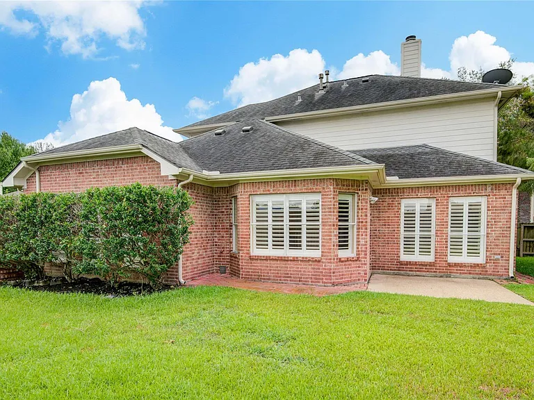 1803 Senca Springs Ct — Photo 46