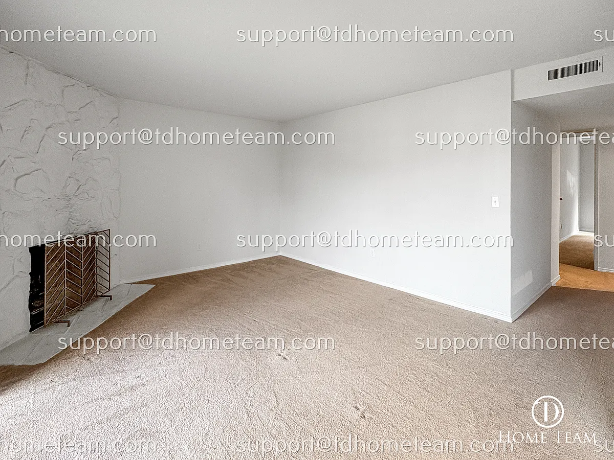 Building Photo - 14510 124th Ave NE #W64