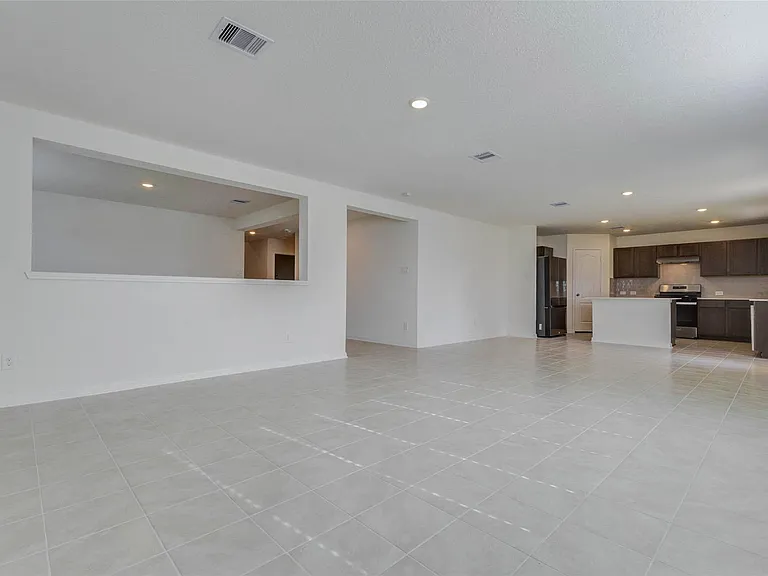 7706 Coral Key Dr — Photo 8