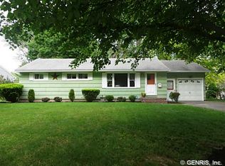 140 Picturesque Dr, Rochester, NY 14616