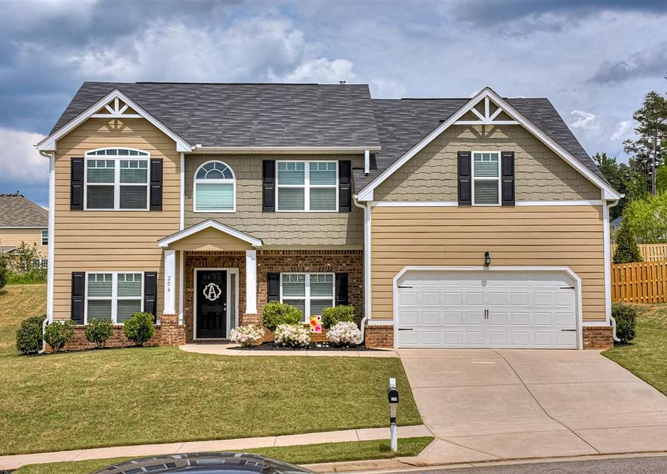 1st image of 206 Langfuhr Way