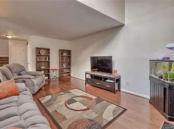 5th image of 7901 Princess Ann Dr