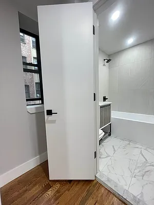 Rented by Artur Gutman, LREB | media 3