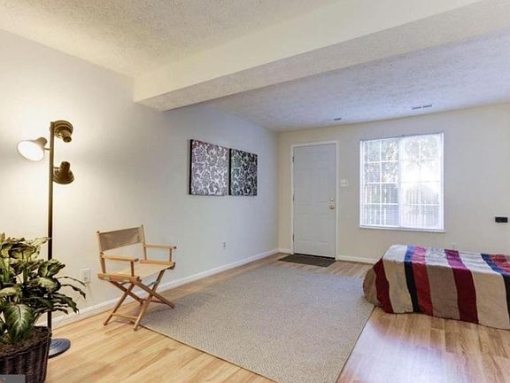 2812 S Meade St #2, Arlington, VA 22206 | Zillow