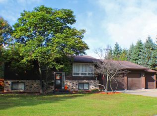 321 Rowe Ct, Midland, MI 48640