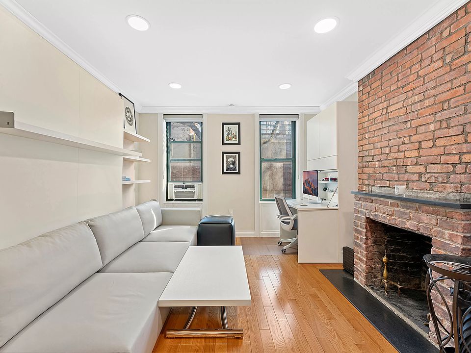 1st image of 84 Horatio St APT 3C