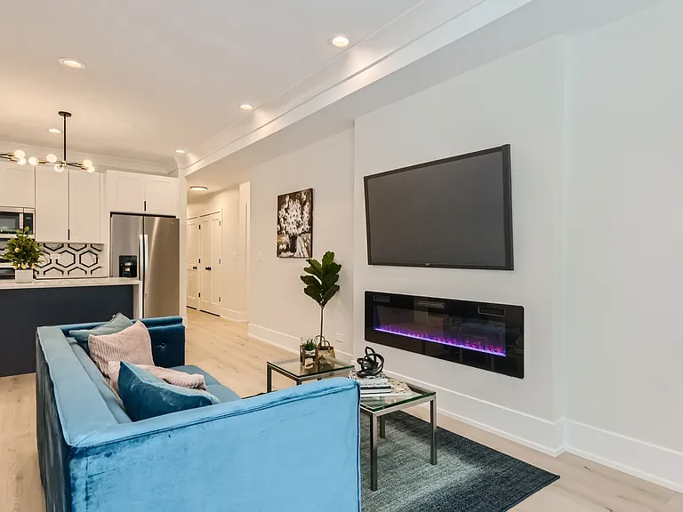 1420 W Winnemac Ave #3 — Photo 5