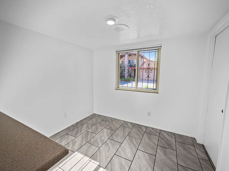 5733 N Camino De Las Estrellas — Photo 14