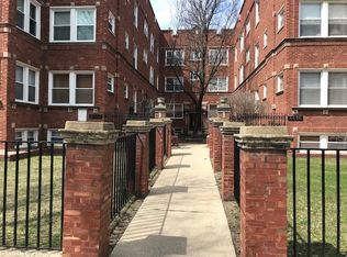4444 N Beacon St APT 2S, Chicago, IL 60640