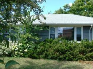 2378 Long Lake Rd, Saint Paul, MN 55112