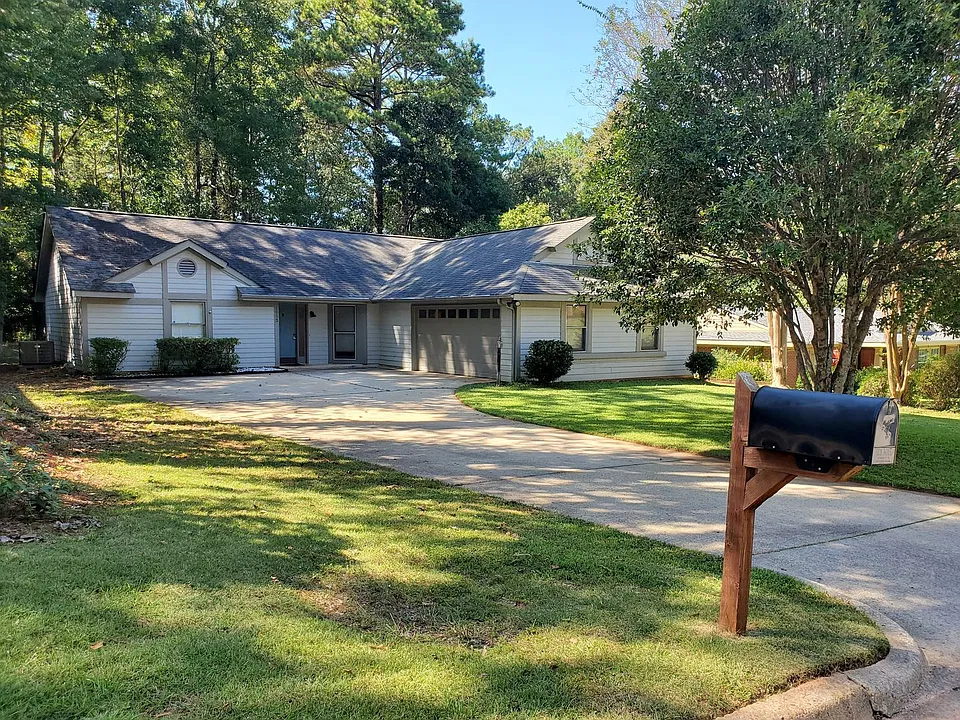 1003 Felton Ln