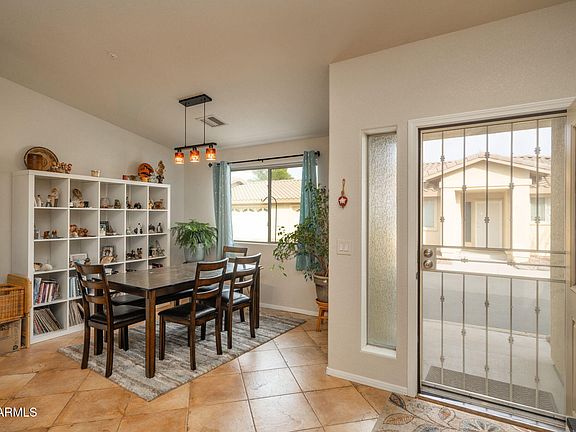 2nd image of 754 SKYVIEW Lane