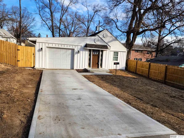 4708 Blondo St, Omaha, NE 68104