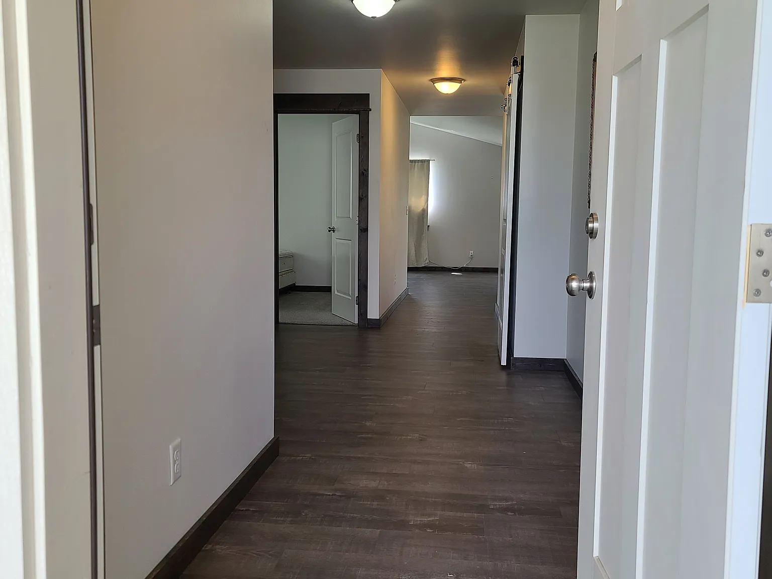 3 bed, 1574 sqft, $2,700 — Photo 3