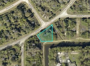 657 Wentworth Dr, Lehigh Acres, FL 33972