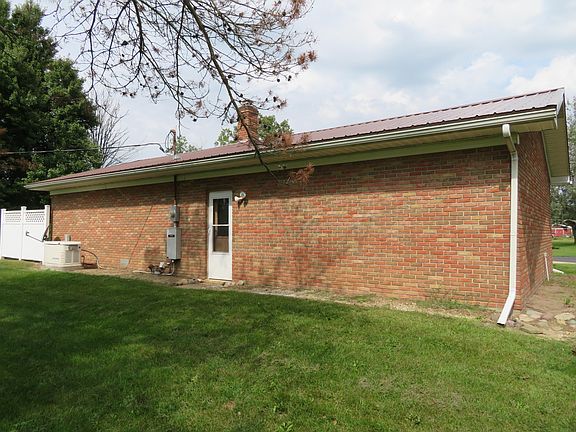 4th image of 12191 Dennison Rd