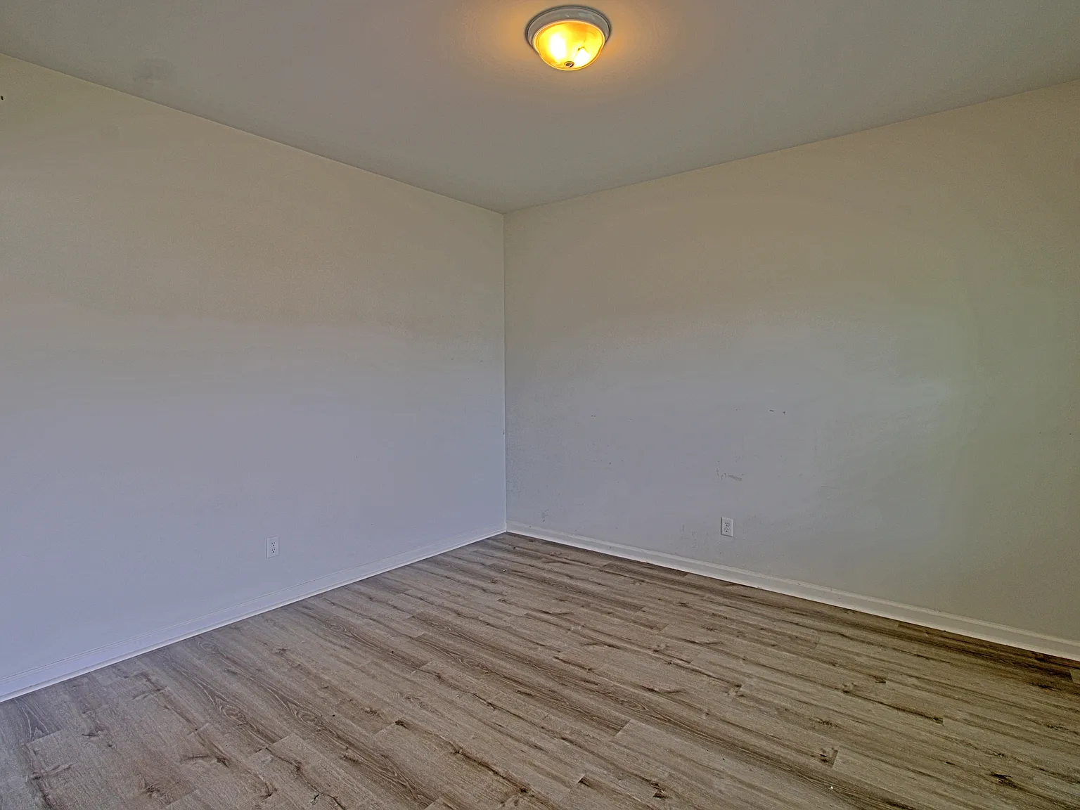 56 Enclave Way - 1 — Photo 3