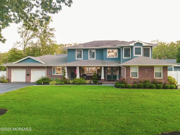 427 Monmouth Avenue, Pine Beach, NJ 08741