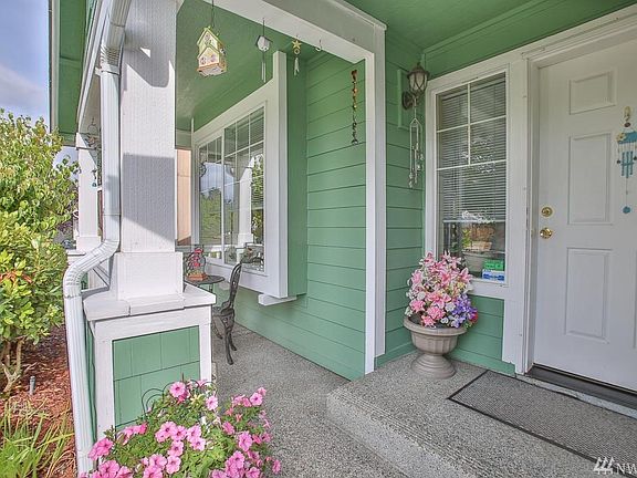 3rd image of 1609 186th Street Ct E