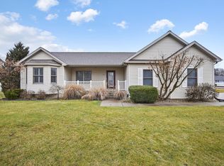 1317 Catsyl Rd, Jackson, MI 49203