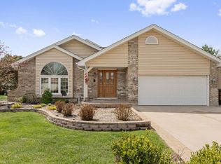 19534 Maurita Ct, Mokena, IL 60448