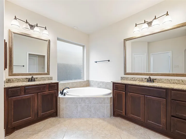 20323 Mary Point Ln — Photo 22