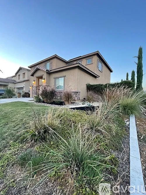 16784 Olive Tree Ln — Photo 1