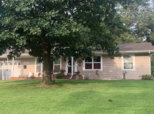1711 3rd St, Clay Center, KS 67432