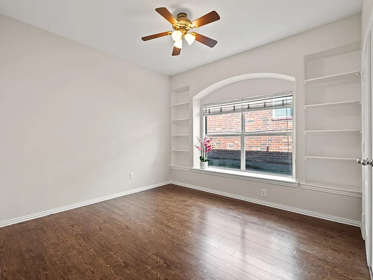 14710 Crystal Lake Dr — Photo 22