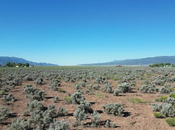 5555 W 1000 S, Enoch, UT 84720