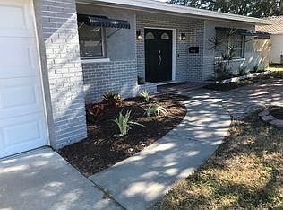 Double door entryway